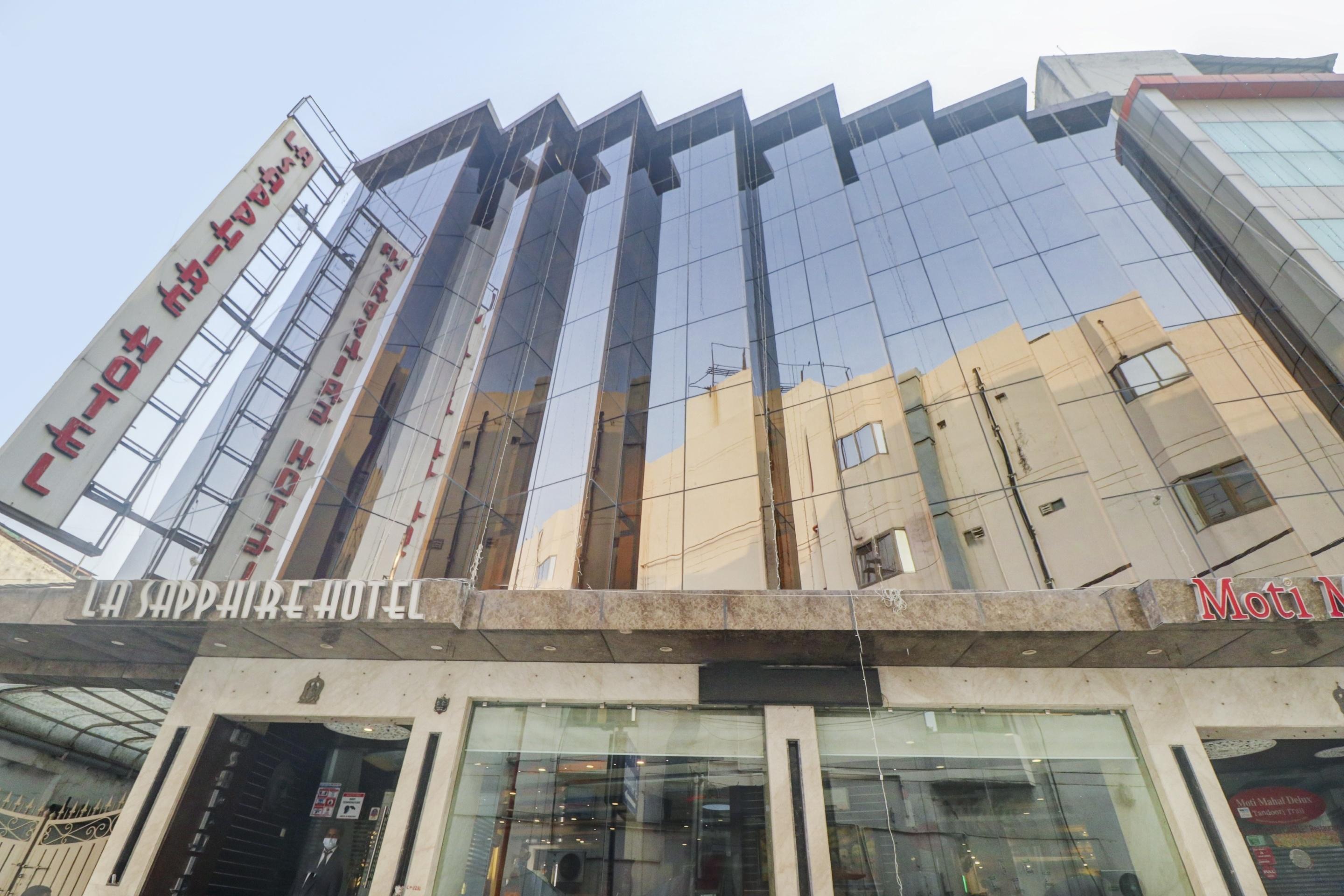 Отель Townhouse 517 La Sapphire Near Delhi Airport Нью-Дели Экстерьер фото